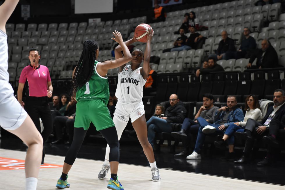 Besiktas JK (F) x Uludag Basket NBSD (F) basquete 8/12/2023