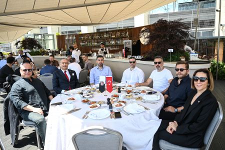 Beşiktaş GAİN Takımımız Sezon Sonu Yemeğinde Buluştu