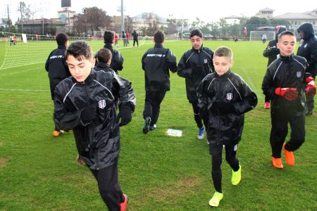 Beşiktaş JK Spor Okulları Antalya Sömestr Kampı Turnuva Maçlarıyla Devam Etti