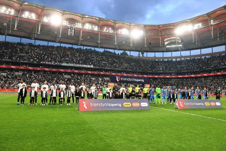 Beşiktaş v Trabzonspor (Super League) 