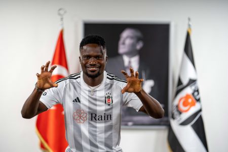 https://images.bjk.com.tr/media/photos/besiktasa-hos-geldin-daniel-amartey_300.jpg