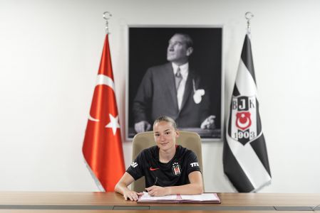 Beşiktaş’a Hoş Geldin Milica Popovic