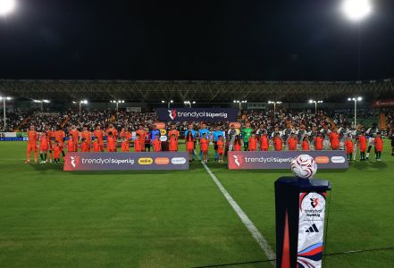 Corendon Alanyaspor - Beşiktaş
