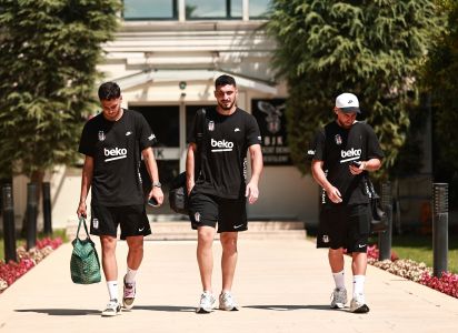 Futbol A Takımımız Prag’a Gitti