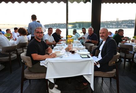 Futbol A Takımımız, Yemekte Buluştu
