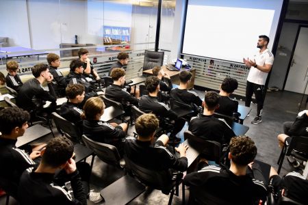 Futbol Akademimizin U14 ve U15 Takımı Sporcuları, ‘Sporda Fair Play ve Çocuk Koruma Eğitimi’ne Katıldı