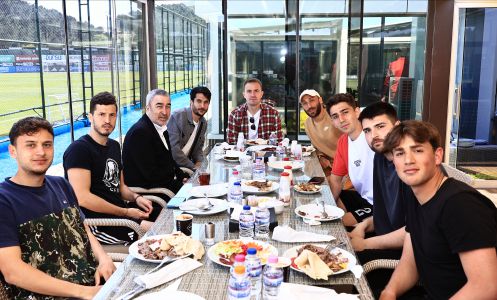 Beşiktaş Football Teams General Coordinator Samet Aybaba gets together with Black Eagles for Ramadan Eid