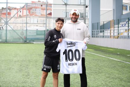 Elis Keskin makes her 100th appearance  for Beşiktaş Women's Football Team 