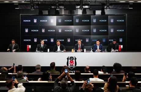HONOR, Beşiktaş GAİN Erkek Basketbol Takımımıza Sponsor Oldu