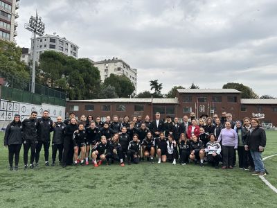 Kadın Futbol Takımımız, Dünya Osteoporoz Günü Etkinliği’ne Katıldı