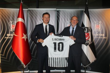 Kulübümüzden UEFA ve Olympique de Marseille Heyetlerine Dostluk Yemeği