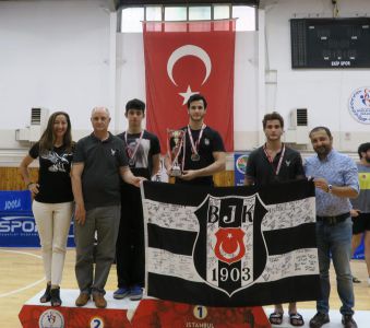 Masa Tenisi Takımımızın Oyuncuları Büyük Erkekler Kategorisinde Türkiye Şampiyonu Oldu