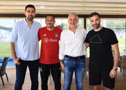 Nedim Yücel and Dusan Alimpijevic visit Manager Serdar Topraktepe 